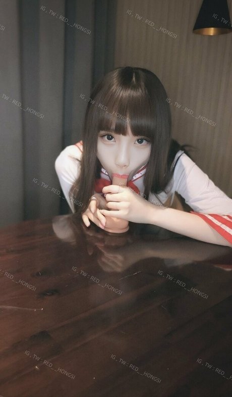 red__hongsi pornstar naked image