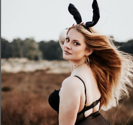 misiuniamisia_ pornstar hot archive