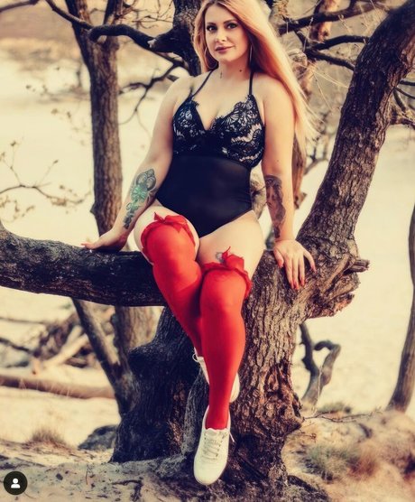 misiuniamisia_ star nice galleries