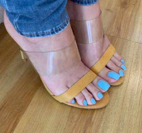 GG Producer model pretty photo