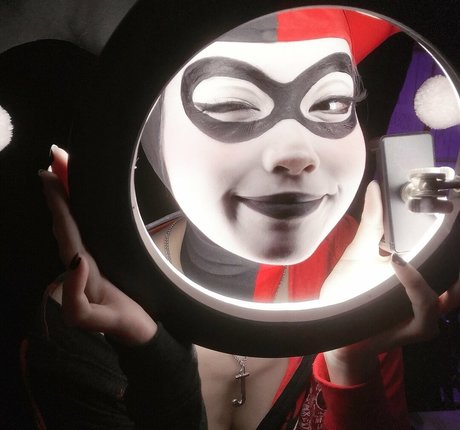 Livingdead kev nude model photo