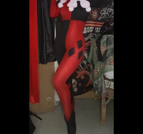 Livingdead kev sex model picture