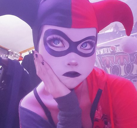 Livingdead kev model adult picture