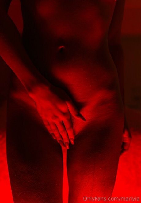 mariyia exclusive model pictures