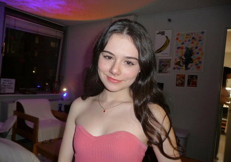 Julia Antonelli sex model pic