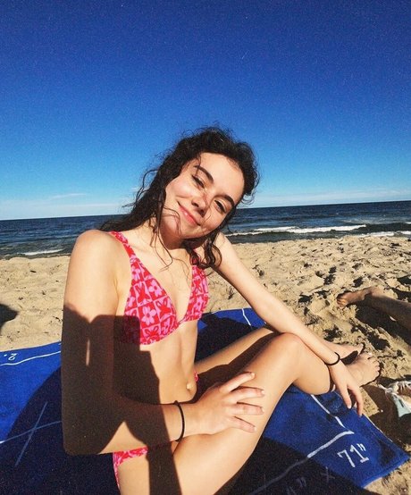 Julia Antonelli xxx pornstar img