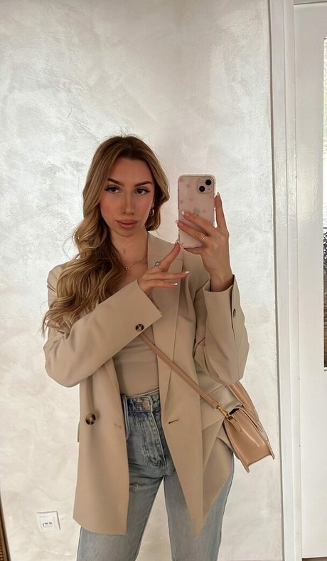 alexndraca hd actress pictures