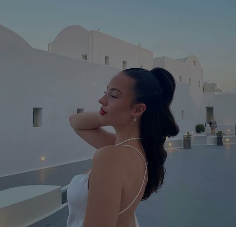 Antonia Chiara model xxx pics