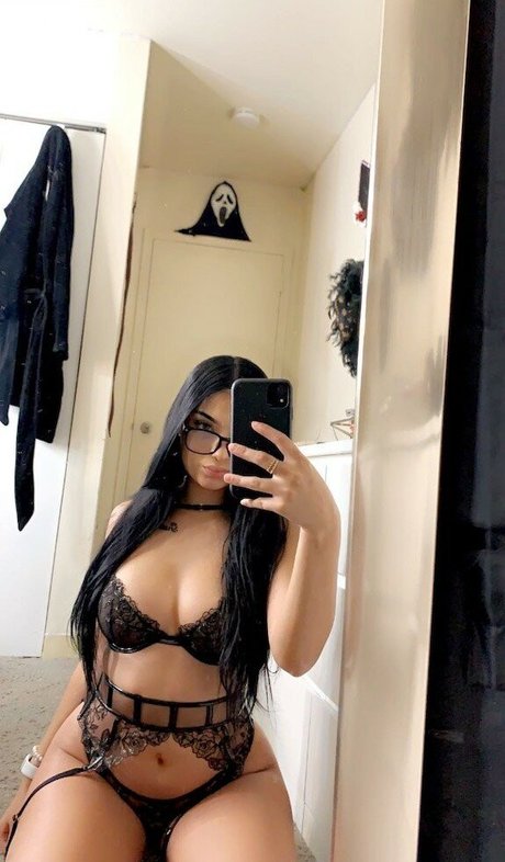 Leslie Emma pornstar beautiful photos