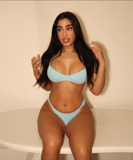 parmidashahh perfect pornstar pictures