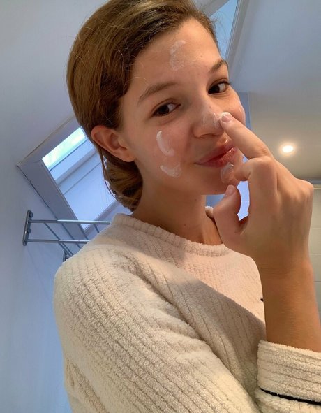 asian maid onlyfans hot archive