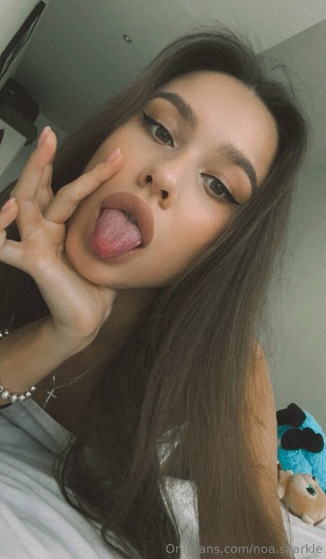 noa sparkle pornstar hd pic