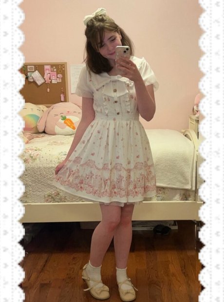 muffinsmuffins222 art actress photo