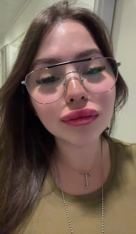 Tamar Abuchzira beautiful star pic