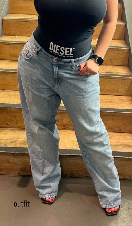 beach blonde onlyfans naked images