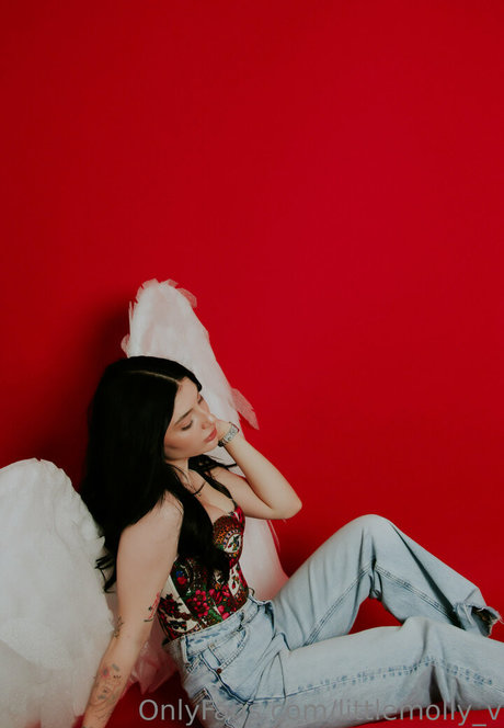 littlemolly v sexy model gallery