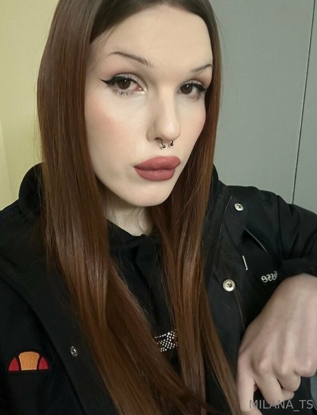 milana ts pretty model img