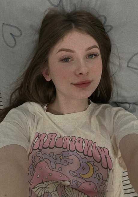 mia ts pornstar art gallery