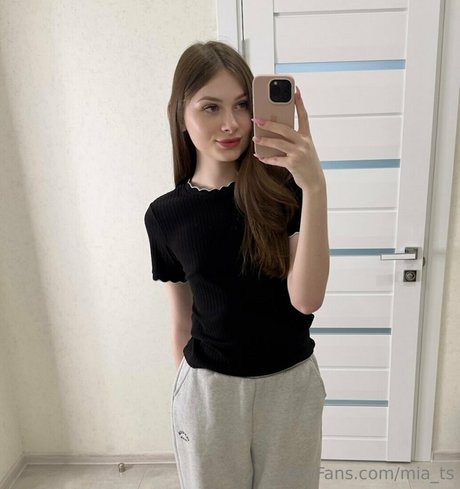 mia ts pornstar nudes picture