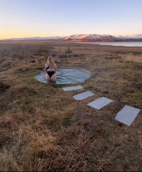 Coach Casey hot star images