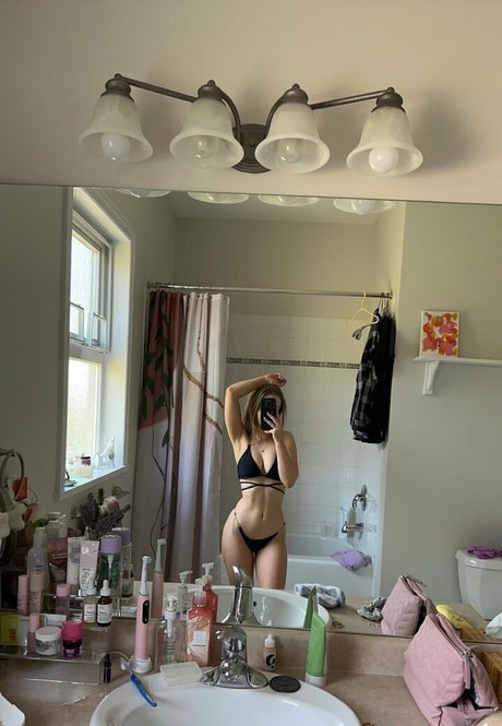 mia monet exclusive pornstar photo