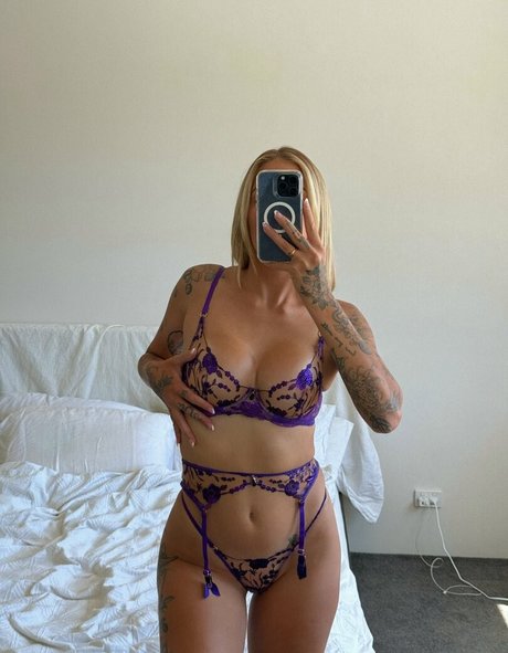 tegsxrr erotic star photos