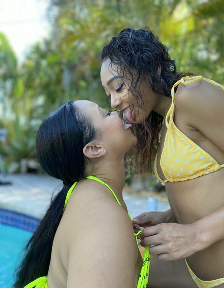 Adriana Maya pornstar exclusive pics