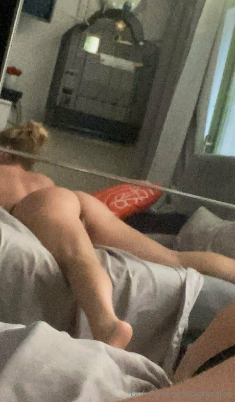 agressiee top model images