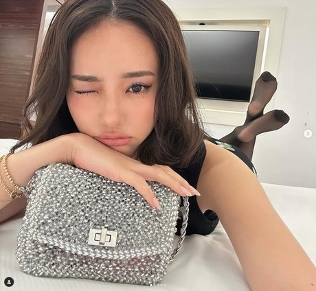 Aya Nakamachi adult model images