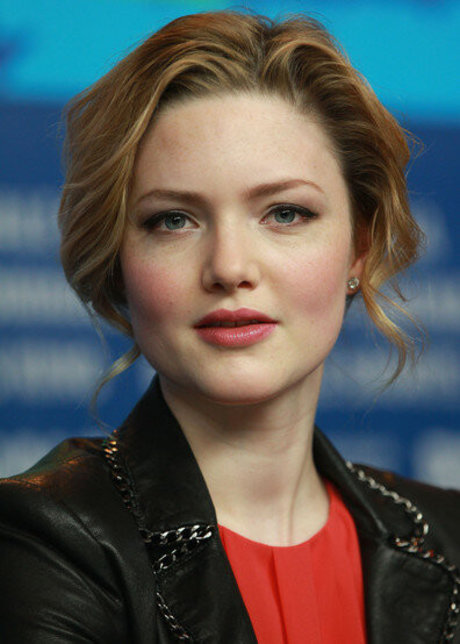 Holliday Grainger star adult image