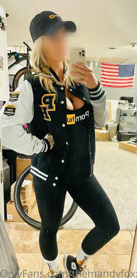 themandyfoxxx star top image