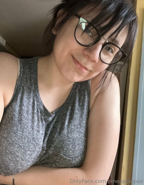 pineapplepae Profile pic