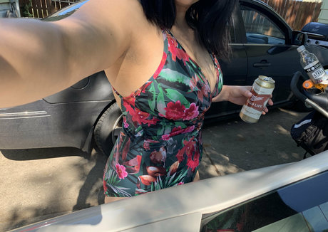 pineapplepae model hd pics