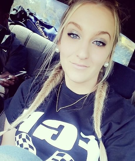 Destiny Marie pornstar pretty archive