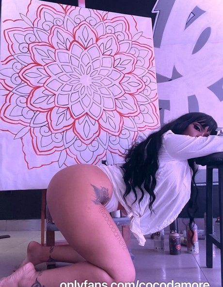 Cocodamore model nice photo