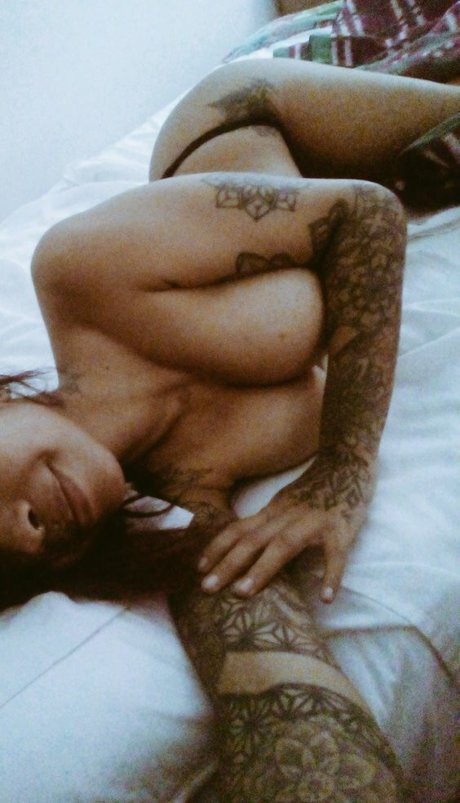 Cocodamore model beautiful gallery