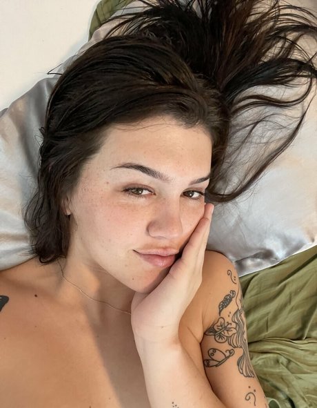 hereonneptune sexy model pics