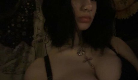 milkichan adult model img