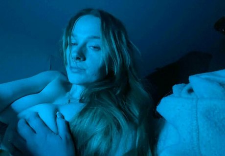 thick blonde onlyfans pornos photo