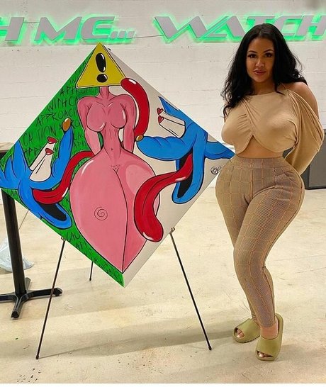 Roxsana Diaz model nude galleries