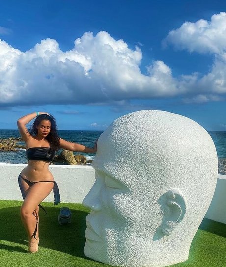 Roxsana Diaz adult actress image