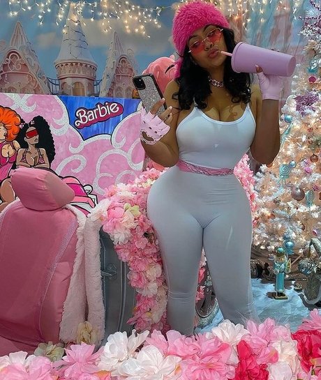 Roxsana Diaz perfect pornstar image