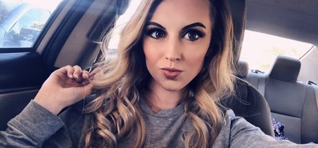 Emilee Atchley pornographic model gallery