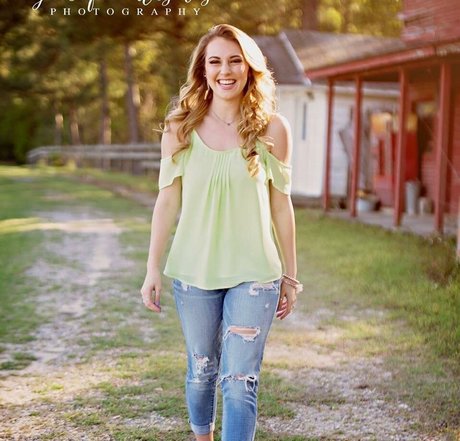 Emilee Atchley hd actress archive