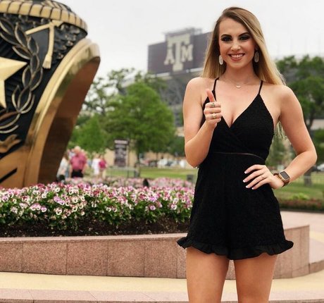 Emilee Atchley top pornstar pic