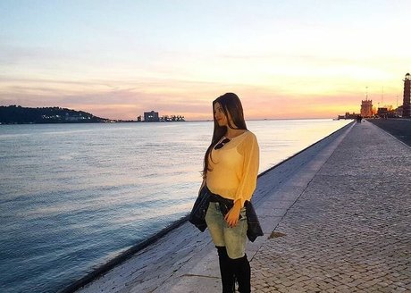 Carolina Neto beautiful star photo