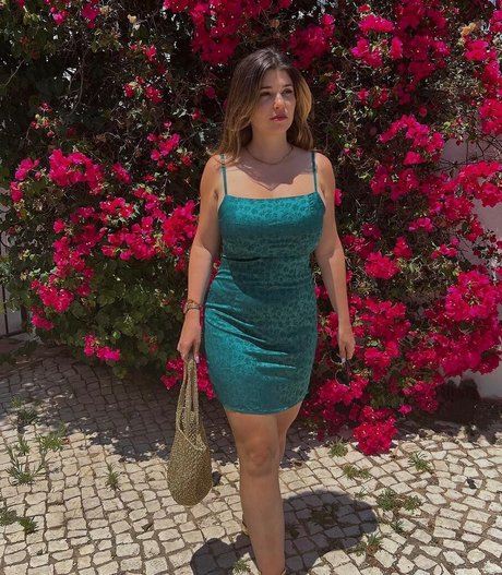 Carolina Neto nice model pictures