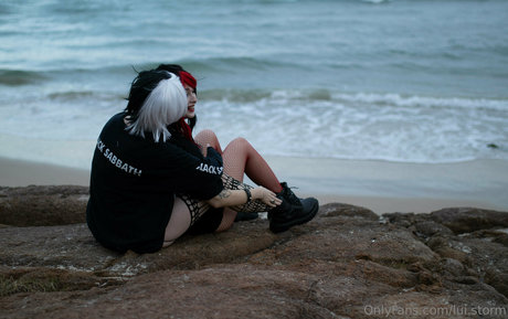 lui storm nude model pic