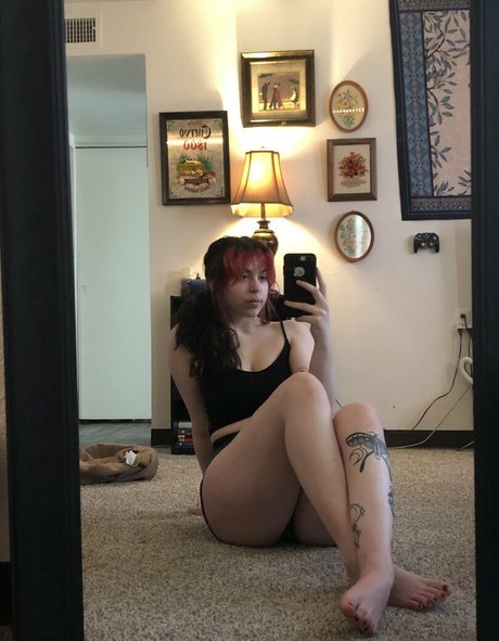 asunafae nude model pic