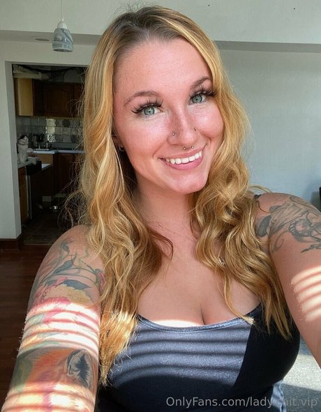 lady cait vip sexy star gallery